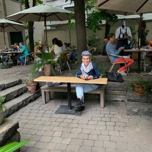 Meet your Posher, Daniela